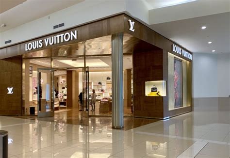 louis vuitton cincinnati|More.